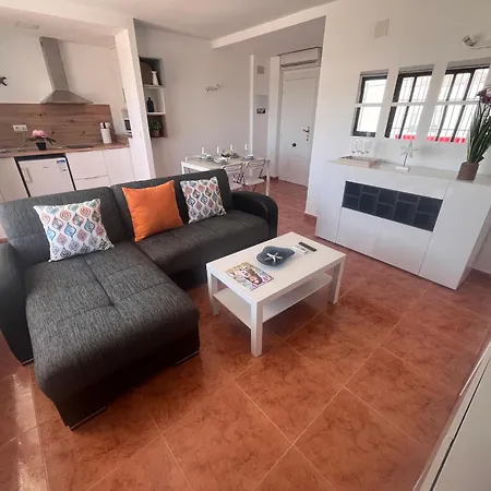 Lidia Planta 1, La Carihuela 1ª Linea Playa, Vistas Mar, 1 Dormitorio, 52 M2, 1-3 Huesped, Amplio Balcon, Wifi Torremolinos