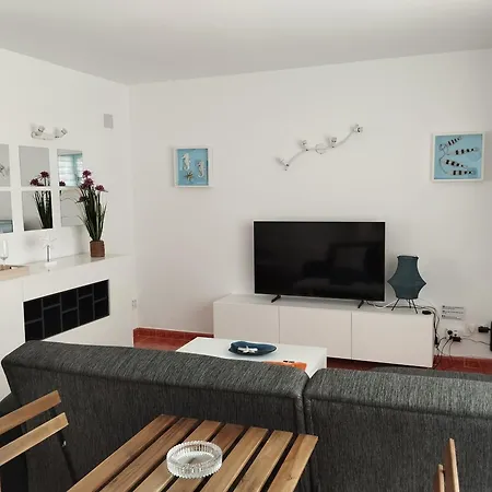Daire Lidia Planta 1, La Carihuela 1ª Linea Playa, Vistas Mar, 1 Dormitorio, 52 M2, 1-3 Huesped, Amplio Balcon, Wifi *