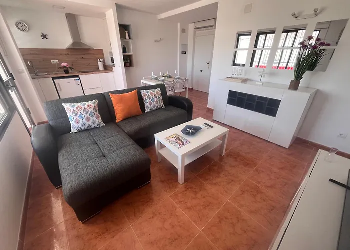 Lidia Planta 1, La Carihuela 1ª Linea Playa, Vistas Mar, 1 Dormitorio, 52 M2, 1-3 Huesped, Amplio Balcon, Wifi Torremolinos