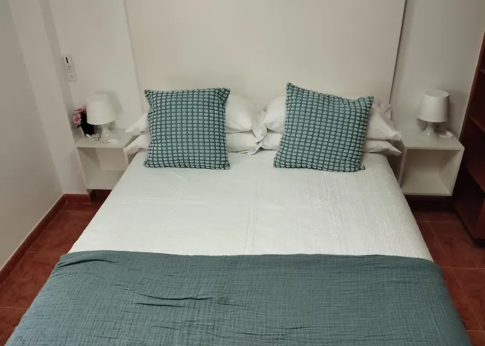 Lidia Planta 1, La Carihuela 1ª Linea Playa, Vistas Mar, 1 Dormitorio, 52 M2, 1-3 Huesped, Amplio Balcon, Wifi Apartamento