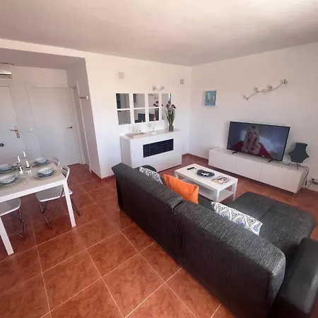 Apartament Lidia Planta 1, La Carihuela 1ª Linea Playa, Vistas Mar, 1 Dormitorio, 52 M2, 1-3 Huesped, Amplio Balcon, Wifi